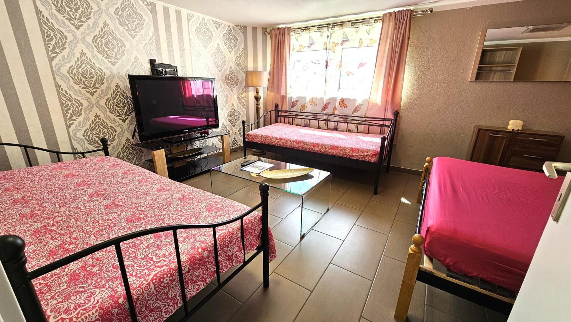 Gruendauer Monteurwohnung/Studentenwohnung 외부 사진